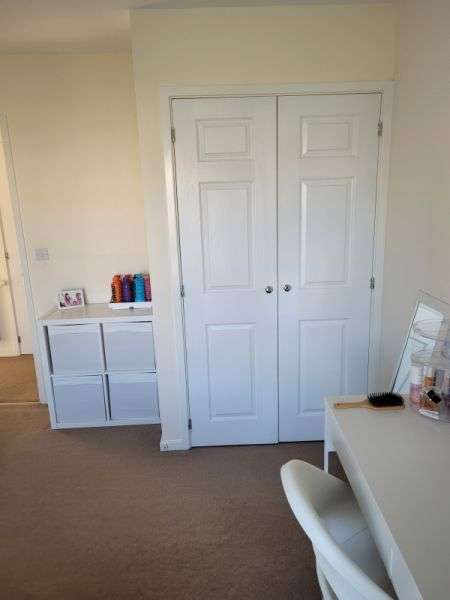 Flat For Rent in Woking, England