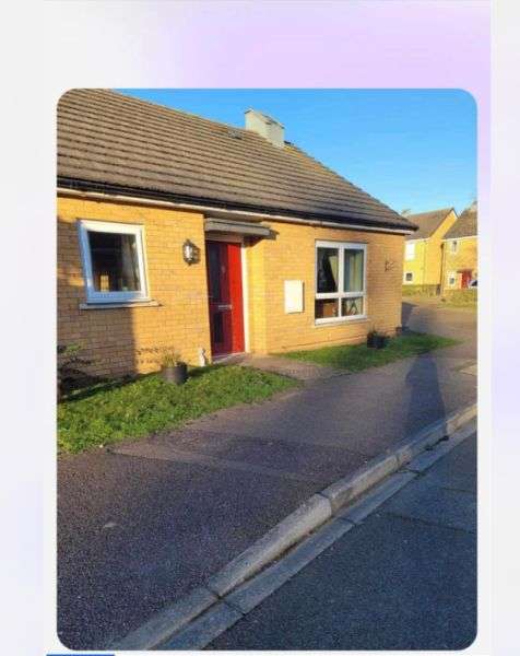Bungalow For Rent in St Albans, England