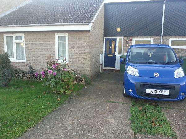 Bungalow For Rent in Huntingdonshire, England