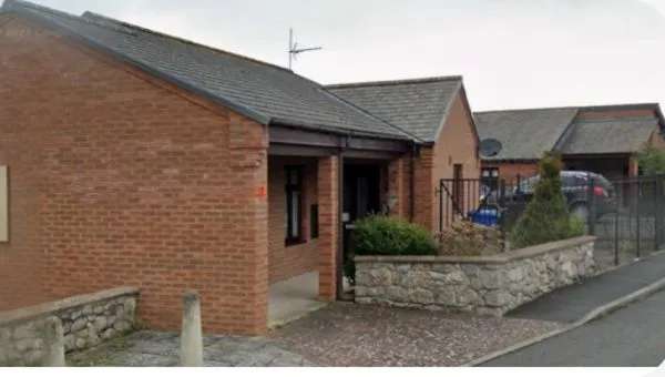 Bungalow For Rent in St Asaph, Wales