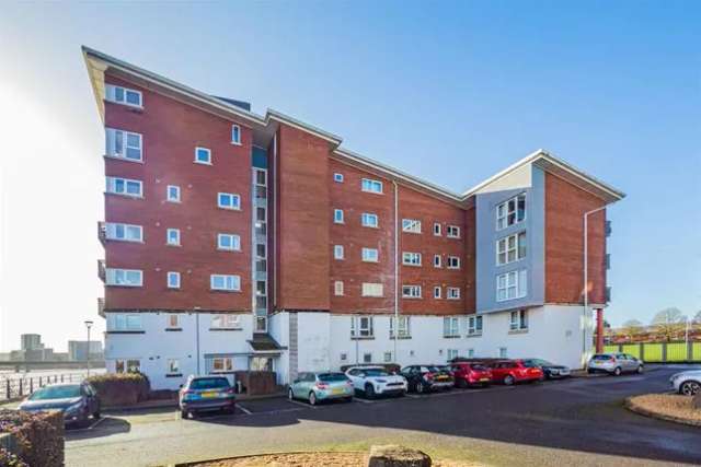 Flat for sale in Jim Driscoll Way, Cardiff CF11