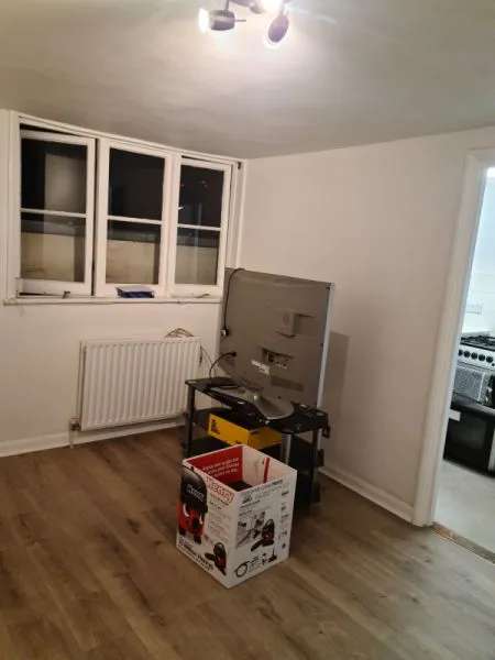 Flat For Rent in Chepstow, Wales