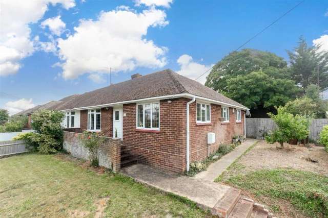 3 bedroom semi-detached bungalow for sale