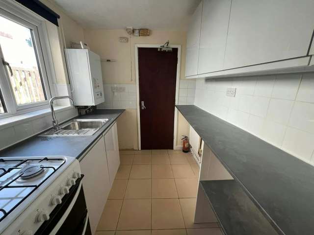 Flat For Rent in Peterborough, England