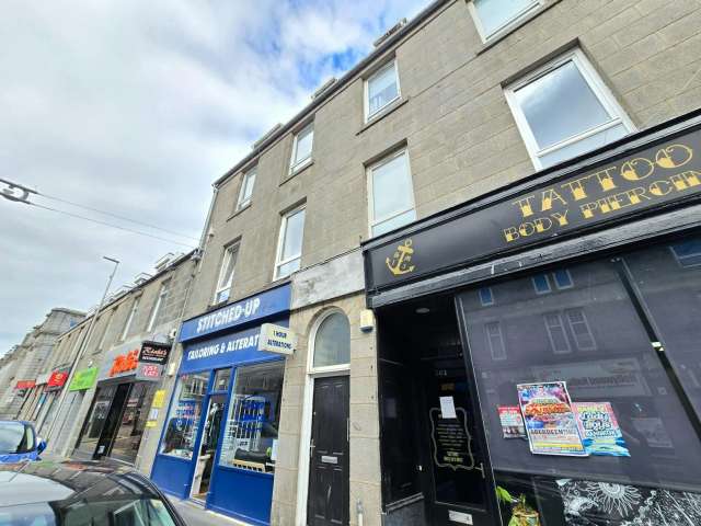 Flat For Sale in Aberdeen City, Scotland