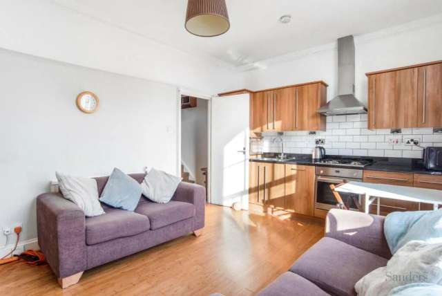 Flat For Rent in London, England