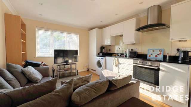 2 bedroom maisonette to rent