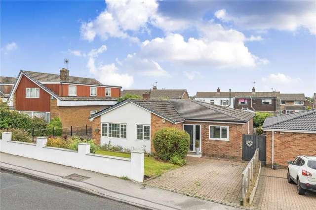 5 bedroom detached bungalow for sale