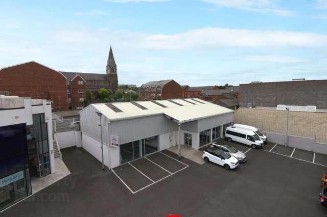 Commercial For Rent in Lisburn, Northern Ireland