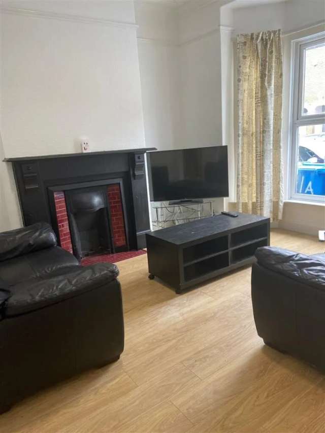 House For Rent in Hull, England