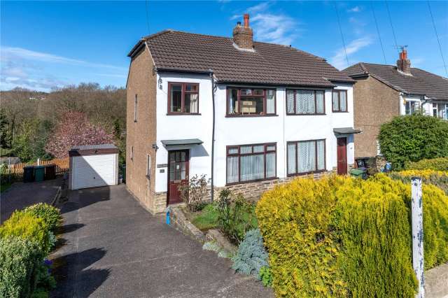 House For Sale in Bristol, England