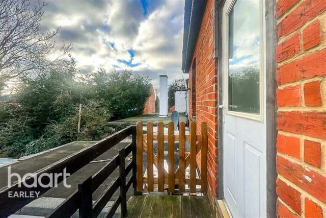 House For Rent in Reading, England