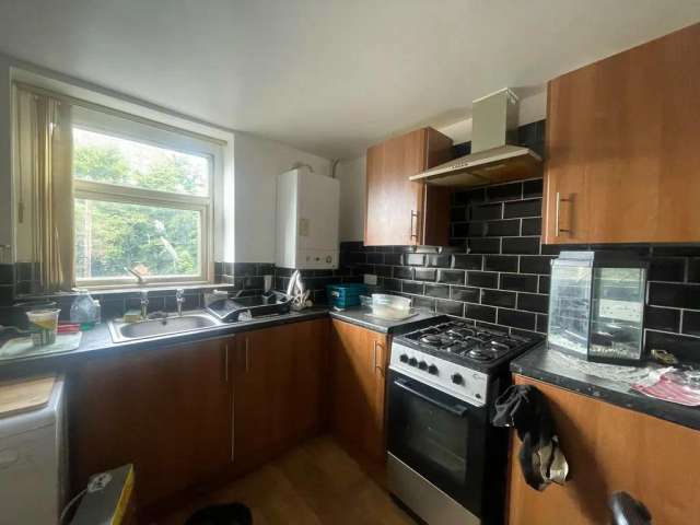 3 bedroom flat to rent