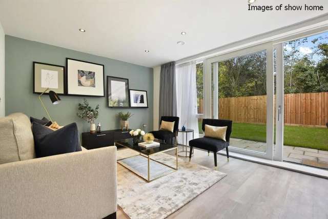 House Under Offer in London, England