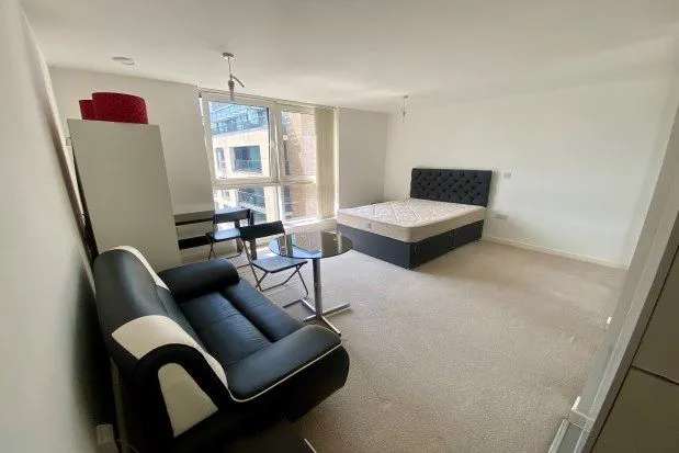 Studio to rent in Davaar House, Cardiff CF11