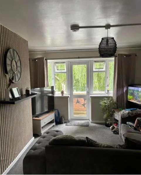 Flat For Rent in Dudley, England