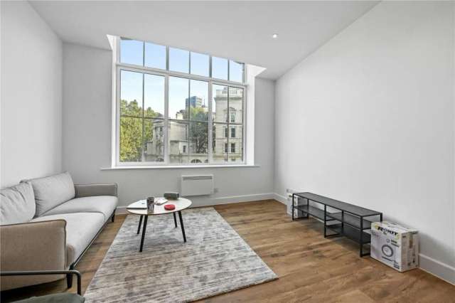 Apartment For Rent in City of London, England