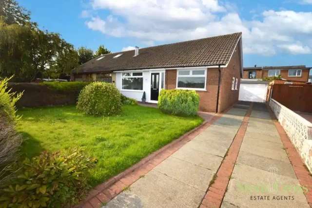 1 bedroom semi-detached bungalow for sale