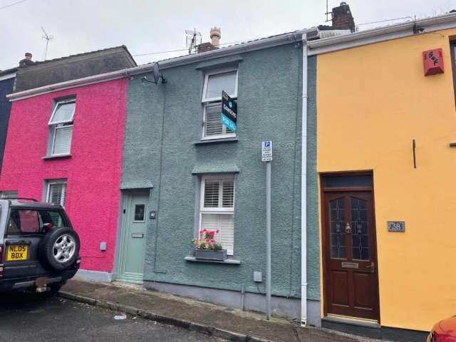 2 bedroom terraced house for sale