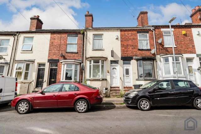 3 bedroom terraced house for sale