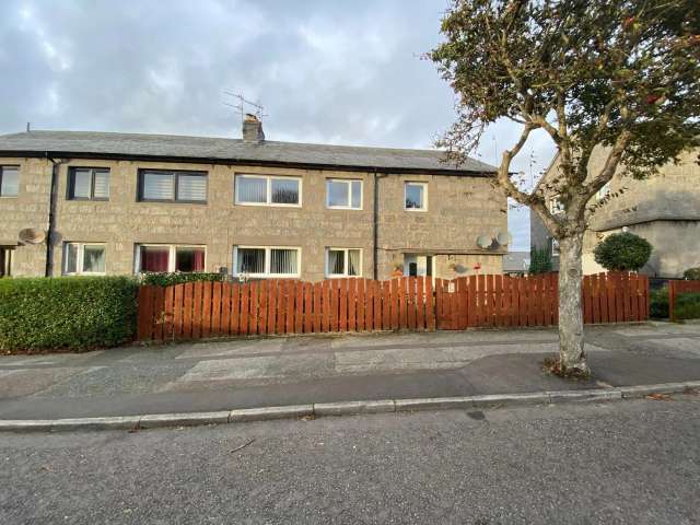 Flat For Sale in Aberdeen City, Scotland