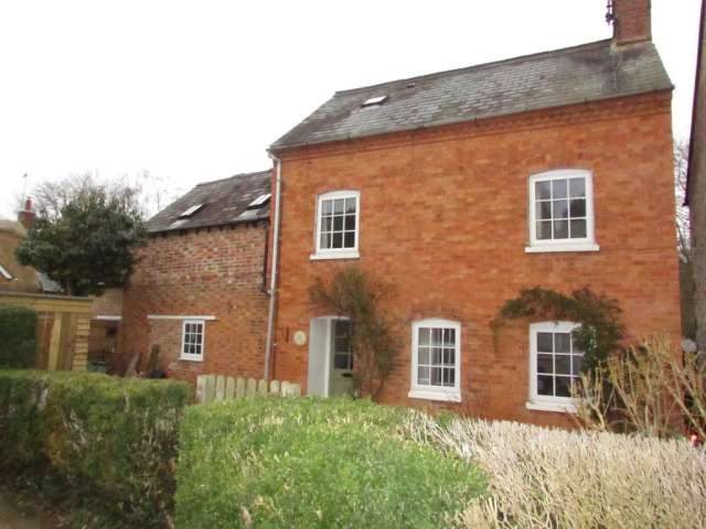 Detached house For Sale in Braintree, England