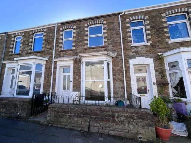 3 bedroom terraced house to rent