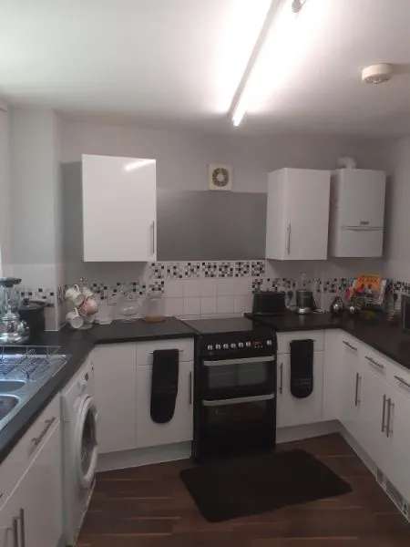 Flat For Rent in Thanet, England