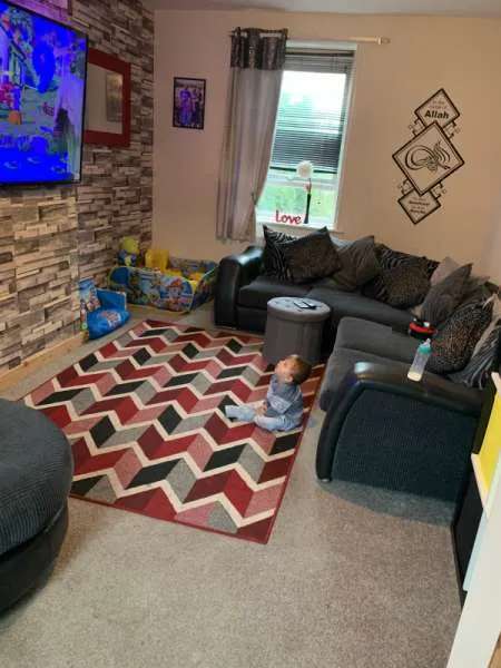 House For Rent in Sheffield, England