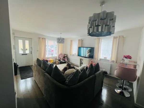 Flat For Rent in Sandwell, England