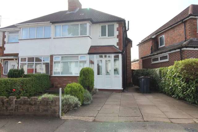 3 bedroom Semi Detached House to rent, Birmingham, B26