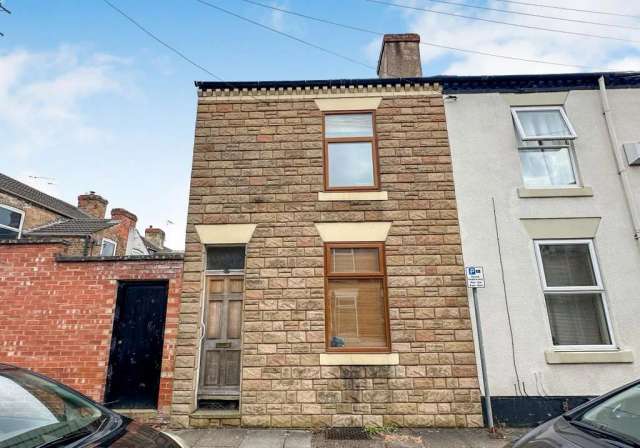 2 bedroom end of terrace house for sale