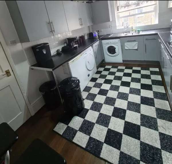 Flat For Rent in Nottingham, England