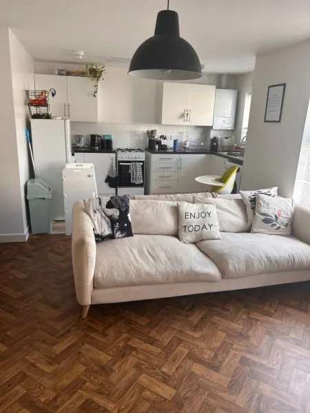 Flat For Rent in Nottingham, England