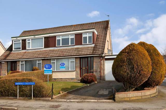 House For Rent in Westhill, Scotland