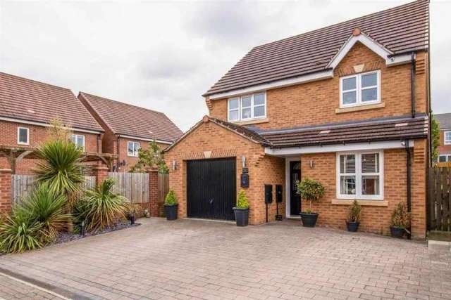 3 bedroom detached house for sale