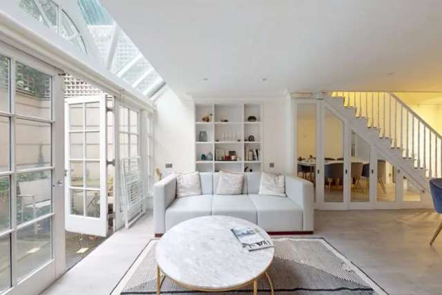 Flat for sale in Trevor Place, London SW7