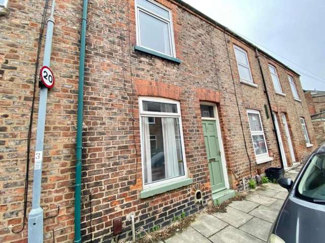 2 bedroom terraced house to rent