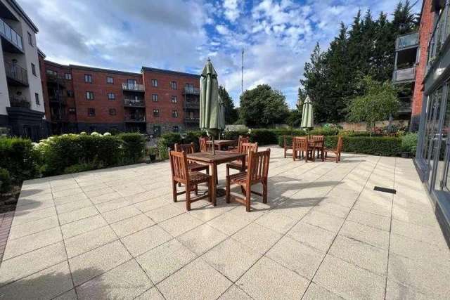 1 bedroom flat for sale