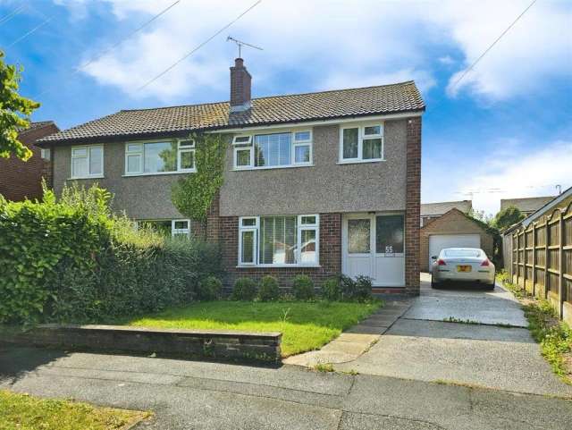 3 bedroom semi-detached house for sale