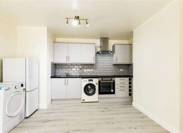 Studio For Sale in London, England