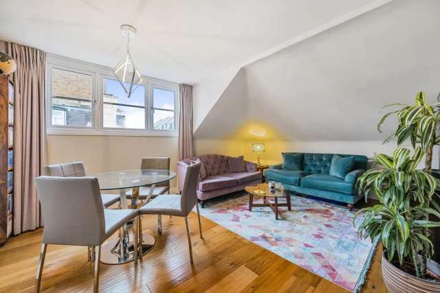 Flat Under Offer in City of Westminster, England