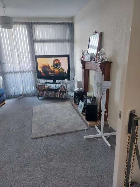 Flat For Rent in Sandwell, England