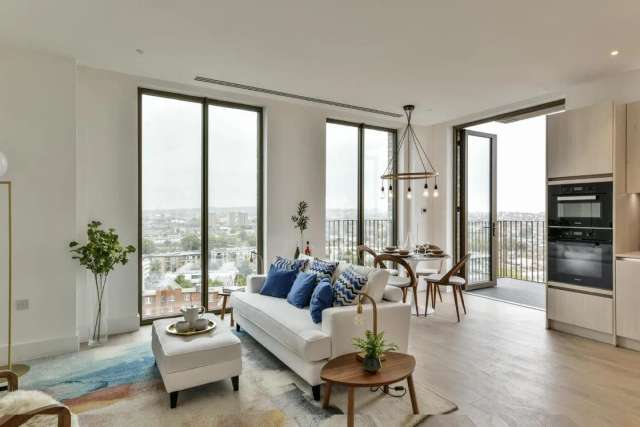 Flat Under Offer in City of Westminster, England