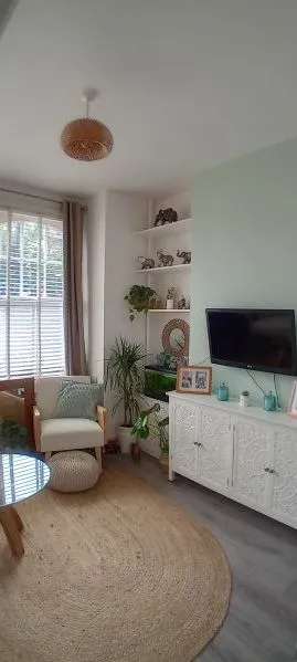 Flat For Rent in Reading, England