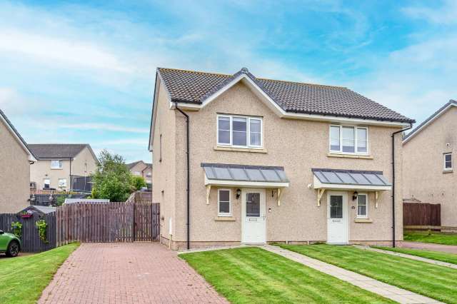 House For Rent in Westhill, Scotland