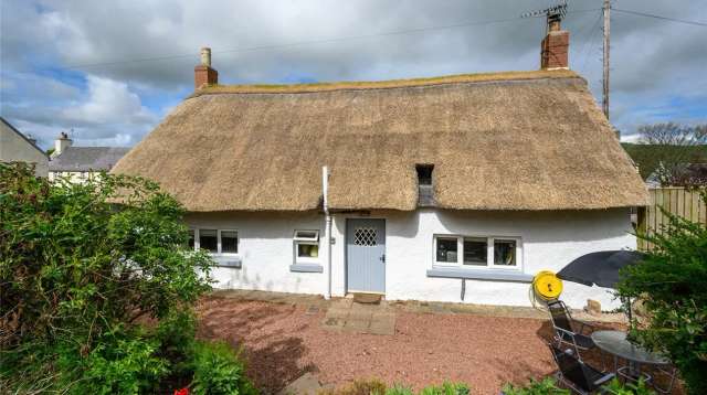 Cottage For Rent in Kirk Yetholm, Scotland