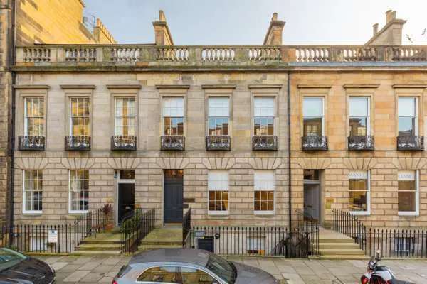 , 7 Alva Street, Edinburgh, EH2 4PH | Property to rent | Savills