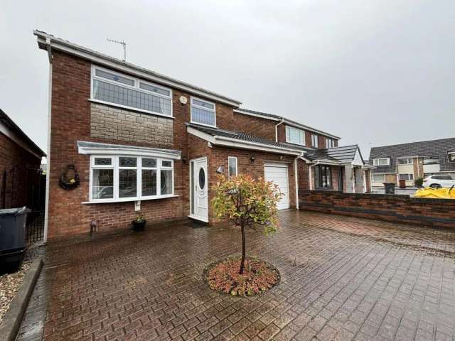 3 bedroom detached house to rent