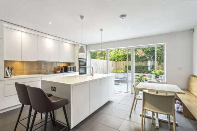 Terraced house for sale in The Avenue, Clifton, Bristol BS8